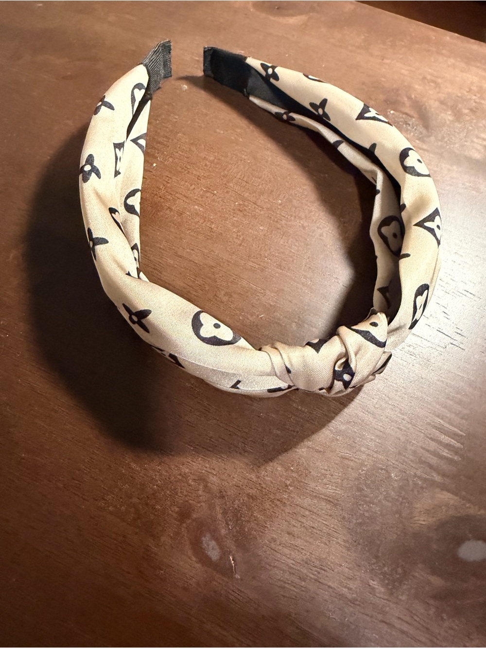 Kids Knotted Beige Pattern Headband with Black Motif